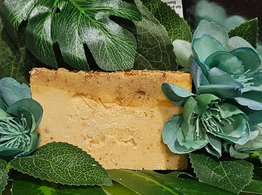 Lemon {Face & Body Soap)